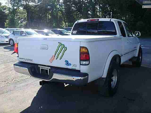 Toyota Tundra Pickup mit 50000 Meilen/ 80000Km aus Japan