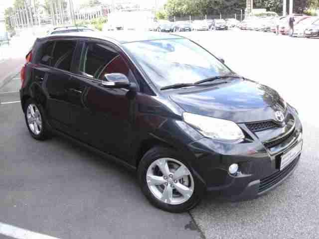 Toyota Urban Cruiser 1.33 4x2 Town