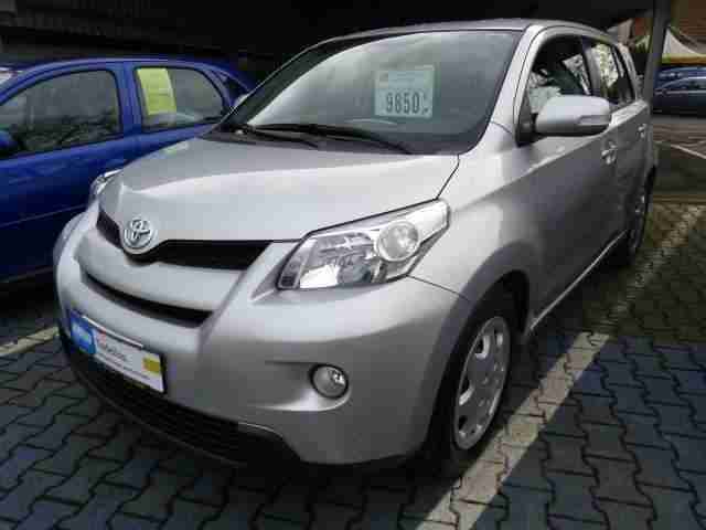 Toyota Urban Cruiser 1.33 4x2 Town