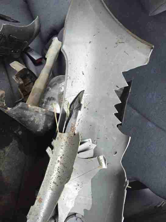 Toyota Yaris / 08/2002 Unfallwagen Graben