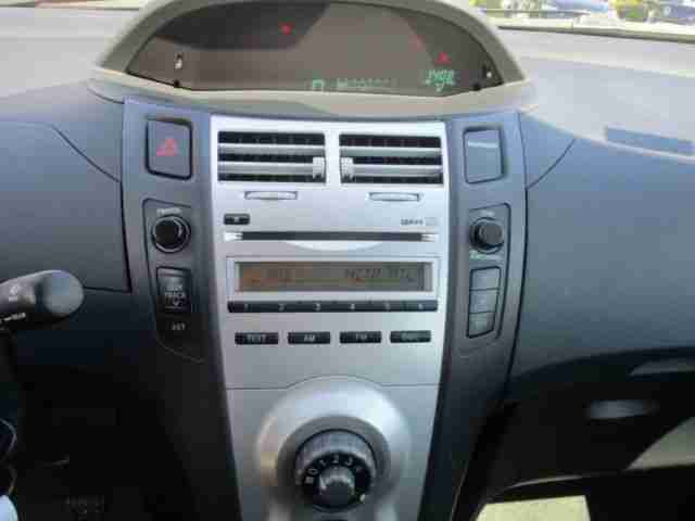Toyota Yaris 1.0 Cool *KLIMA*BORDCOMPUTER*ISOFIX*