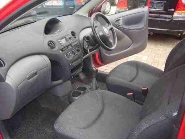 Toyota Yaris 1.0
