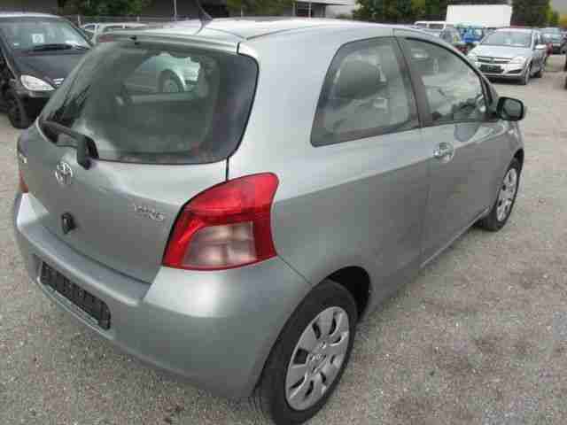 Toyota Yaris 1.0 *Tüv bis 01/19* Klimaanlage*Neue Teile