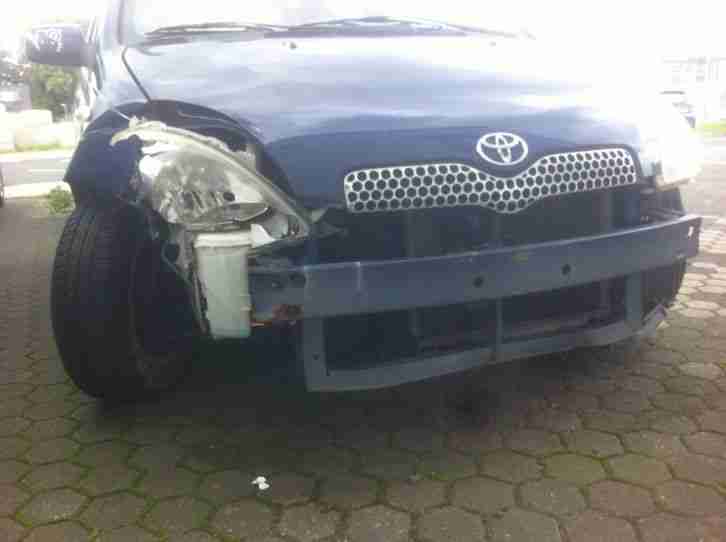 Toyota Yaris 1.0 Unfallschaden