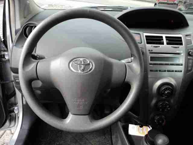 Toyota Yaris 1.0 VVT-i