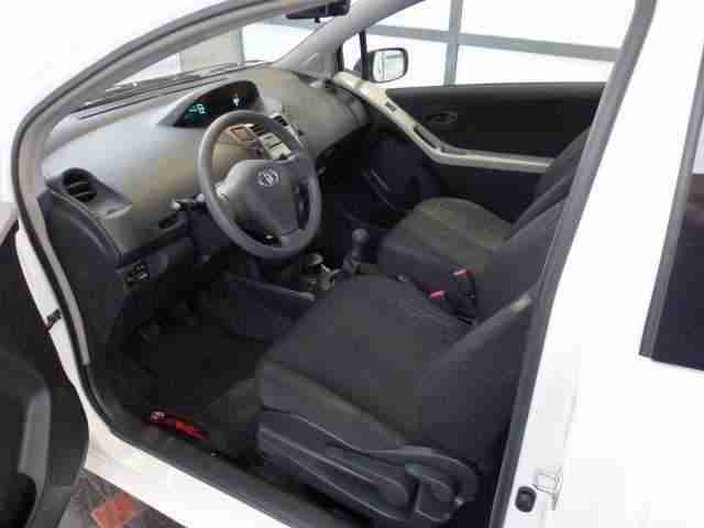Toyota Yaris 1.0