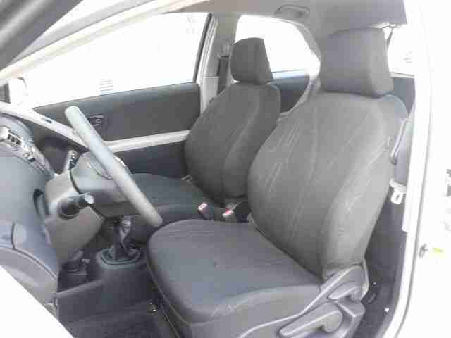 Toyota Yaris 1.0 VVT-i Cool