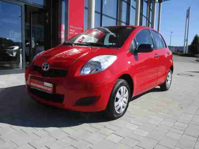 Toyota Yaris 1.0 VVT-i Cool