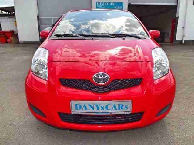 Toyota Yaris 1.0 VVT-i Cool 5-türig