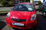 Yaris 1.0 VVT i Cool 8 fach bereift, Klima