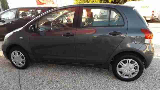 Toyota Yaris 1.0 VVT-i Cool Facelift Minischaden