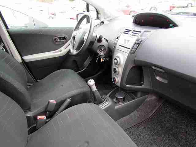 Toyota Yaris 1.0 VVT-i Cool KLIMA