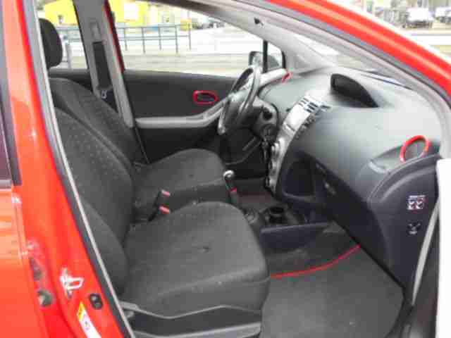 Toyota Yaris 1.0 VVT-i !! Klima !! 5.Türig !! 103TKM !!
