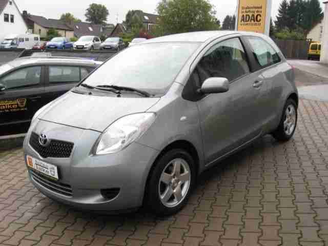 Toyota Yaris 1.0 VVT-i Sol