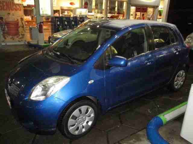 Toyota Yaris 1.0 VVT-i ,Sommer+winterräder,1.Hand !!!!!