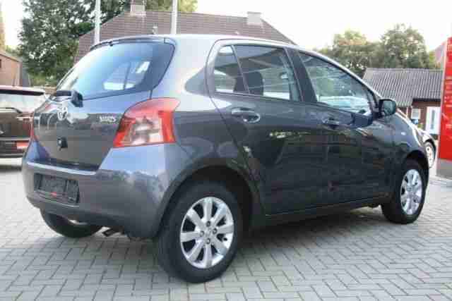 Toyota Yaris 1.0 VVT-i Team,1 Hand, 30 TKM