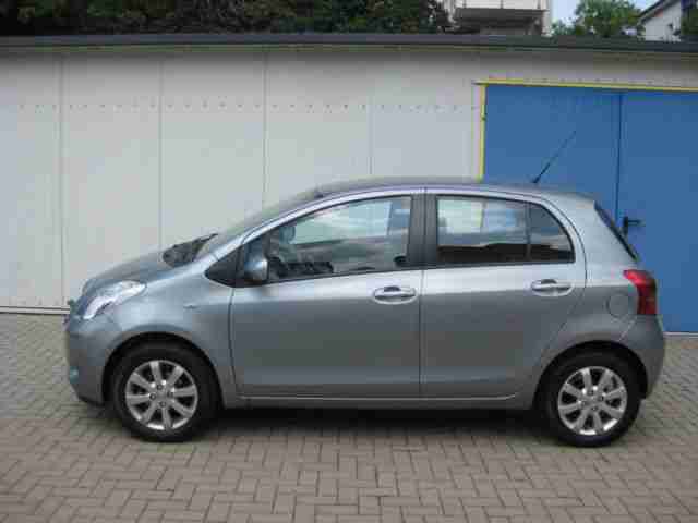 Toyota Yaris 1.0 VVT-i Team "" 1.Hand ""
