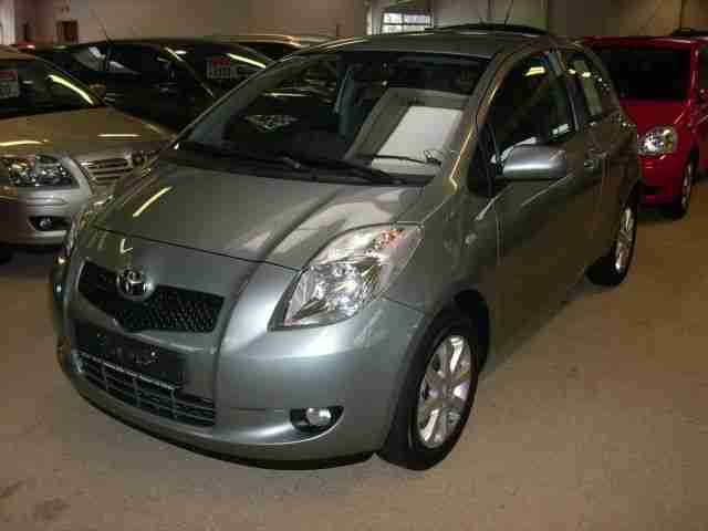 Toyota Yaris 1.0 VVT-i Team 3- türig