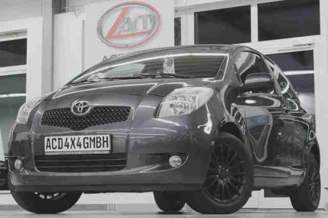 Toyota Yaris 1.0 VVT i Team KLIMA PDC BLACK EDITION