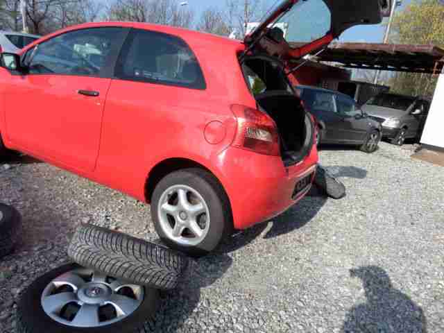 Toyota Yaris 1.0
