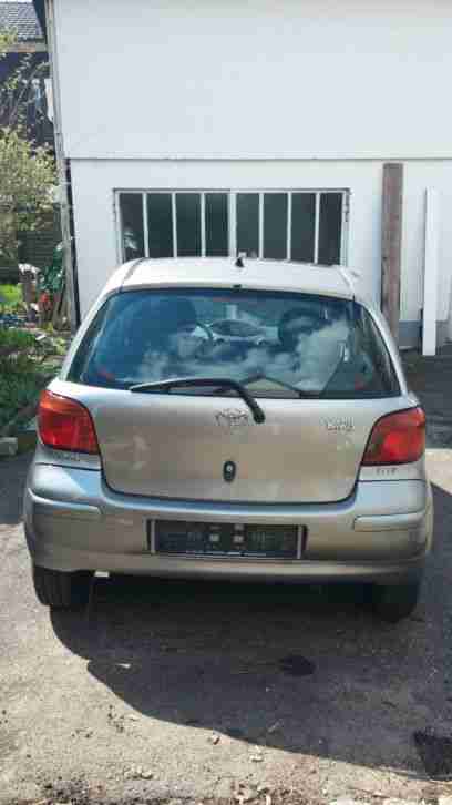 Toyota Yaris 1,0 l bj 2005, ca.110000 km, guter Zustand !!
