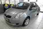Yaris 1.0L KLIMA 8 FACH BEREIFT RADIO CD MP3 AL
