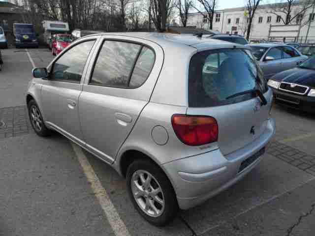 Toyota Yaris 1.3/Klimaanlage/Servo/1-Hand/Euro4/TopZust