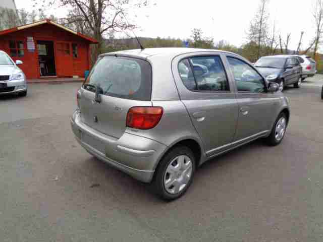 Toyota Yaris 1.3 Sol