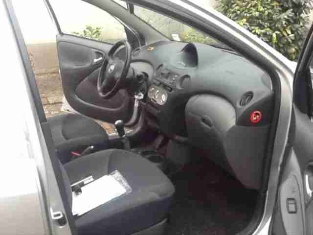Toyota Yaris 1.3 Sol