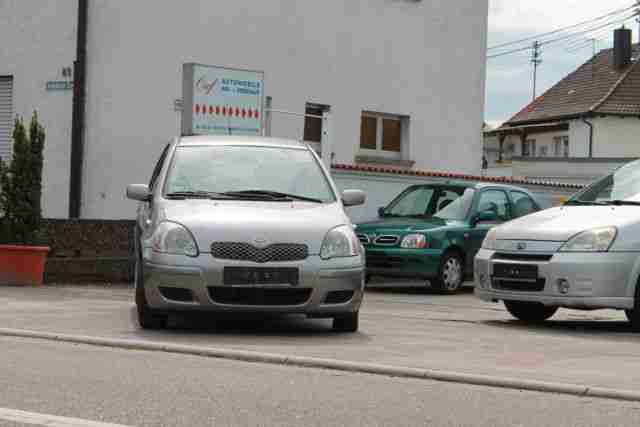 Toyota Yaris 1.3 Sol 66 tkm. Neu Inspektion.neu Tüv