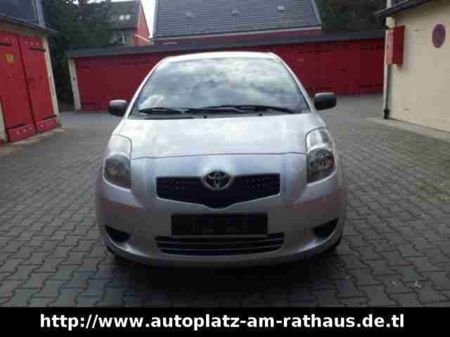 Toyota Yaris 1.3 VVT-i 1.Hand