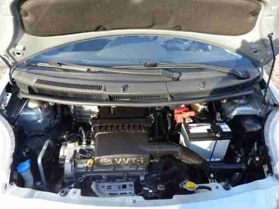 Toyota Yaris 1.3 VVT-i