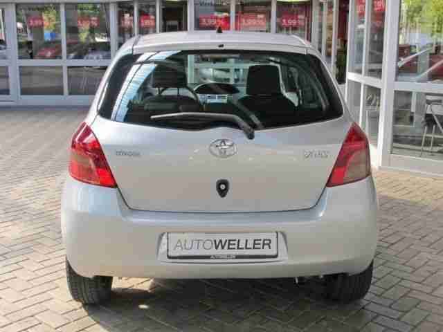 Toyota Yaris 1.3 VVT-i Cool