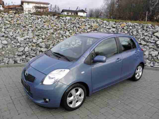 Toyota Yaris 1.3 VVT-i Executive