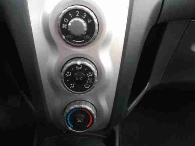 Toyota Yaris 1.3 VVT-i **KLIMA+EURO4+1.HAND**