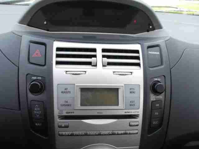 Toyota Yaris 1.3 VVT-i **KLIMA+EURO4+1.HAND**