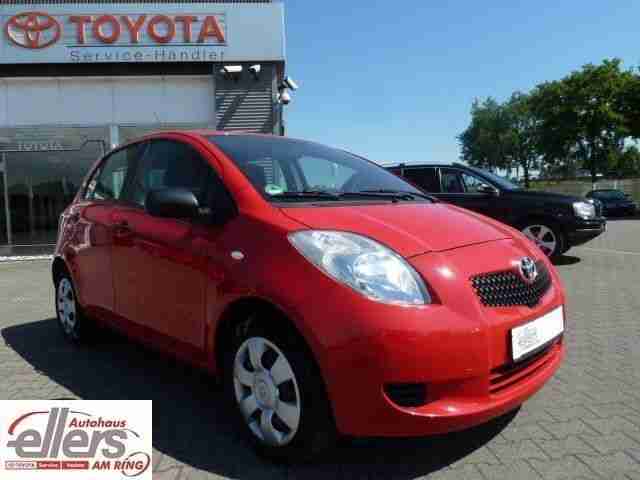 Toyota Yaris 1.3 VVT-i Luna / 1. Hand / Scheckheft