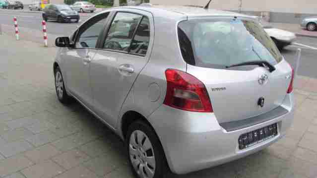 Toyota Yaris 1.3 VVT-i Multi Mode Executive