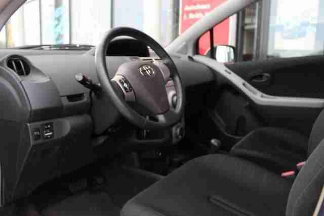 Toyota Yaris 1.3 VVT-i Multi Mode Sol AUTOMATIK!