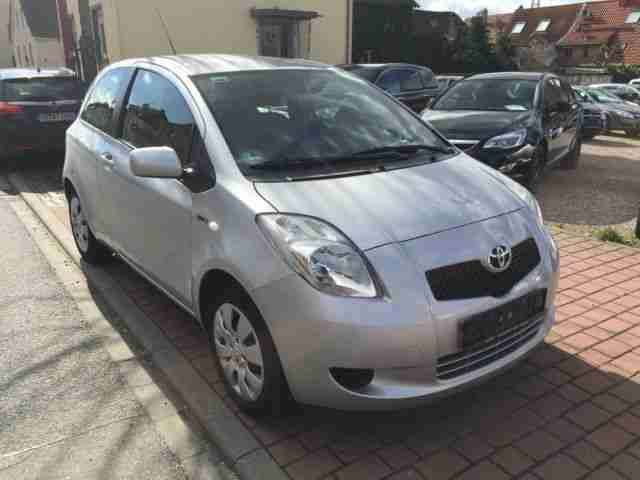 Toyota Yaris 1.3 VVT-i Sol,1.Hand,Klima