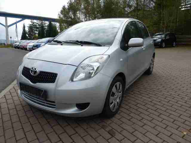 Toyota Yaris 1.3 VVT i Sol