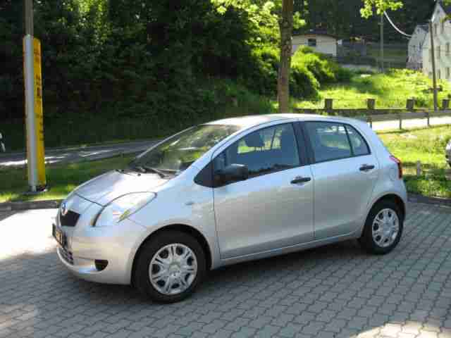 Yaris 1.3 VVT i Sol