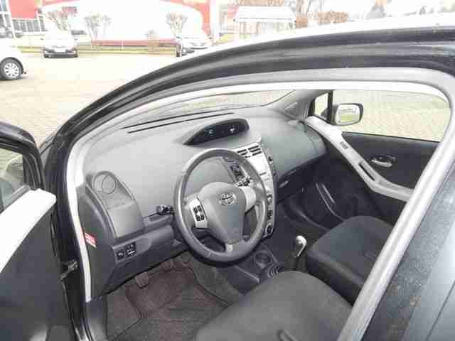 Toyota Yaris 1.3 VVT-i Sol,5-tuerig,Klimaanlage