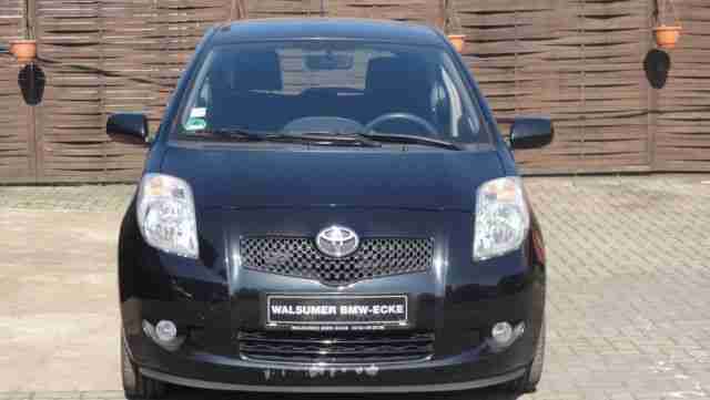 Toyota Yaris 1.3 VVT-i Team KLIMAANLAGE PDC ALU MFL 1.H