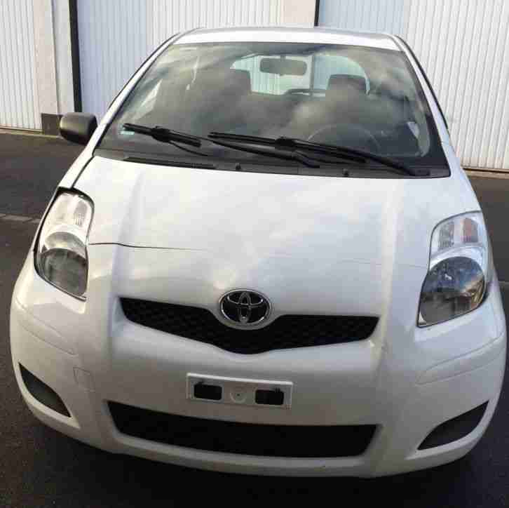 Toyota Yaris 1.33 Cool 99Ps Unfallwagen
