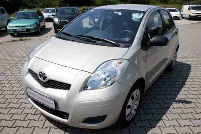 Toyota Yaris 1.33 VVT i Cool
