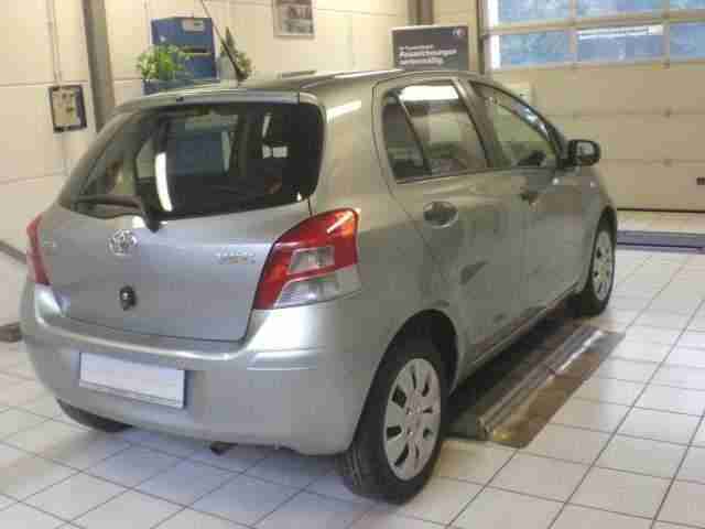 Toyota Yaris 1.33 VVT-i Cool