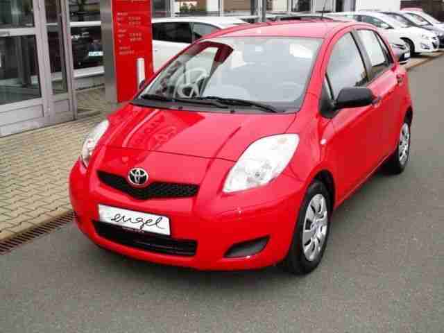 Toyota Yaris 1.33 VVT i Cool 5 tg.