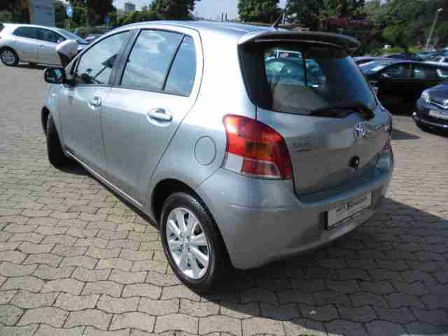 Toyota Yaris 1.33 VVT-i Executive**SEHR GEPFLEGT***