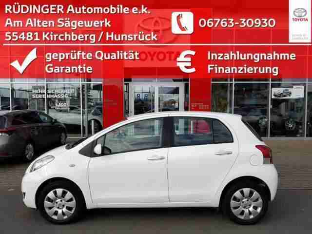 Yaris 1.33 VVT i Life 1.Hand Checkheft